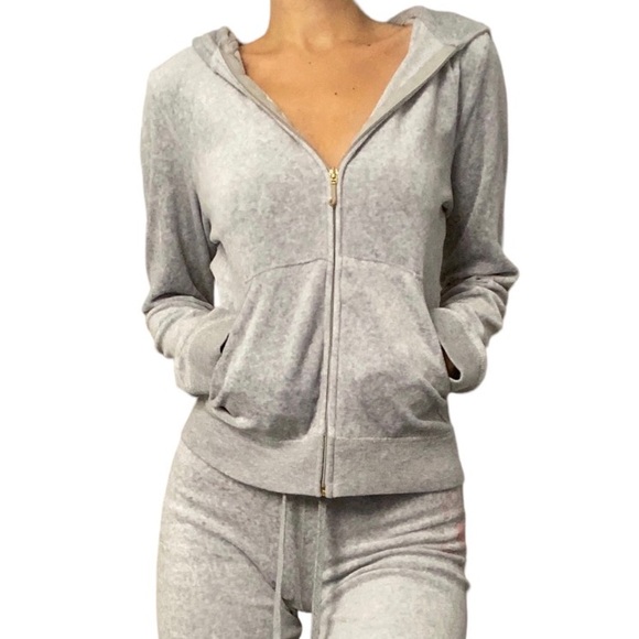 Juicy Couture Y2K 2000’s Light Grey Velour Hooded Zip Up Track Jacket Size Small - Picture 6 of 16